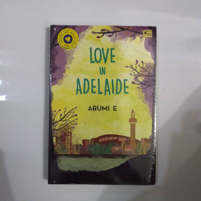 Novel Love In Adelaide by Arumi E