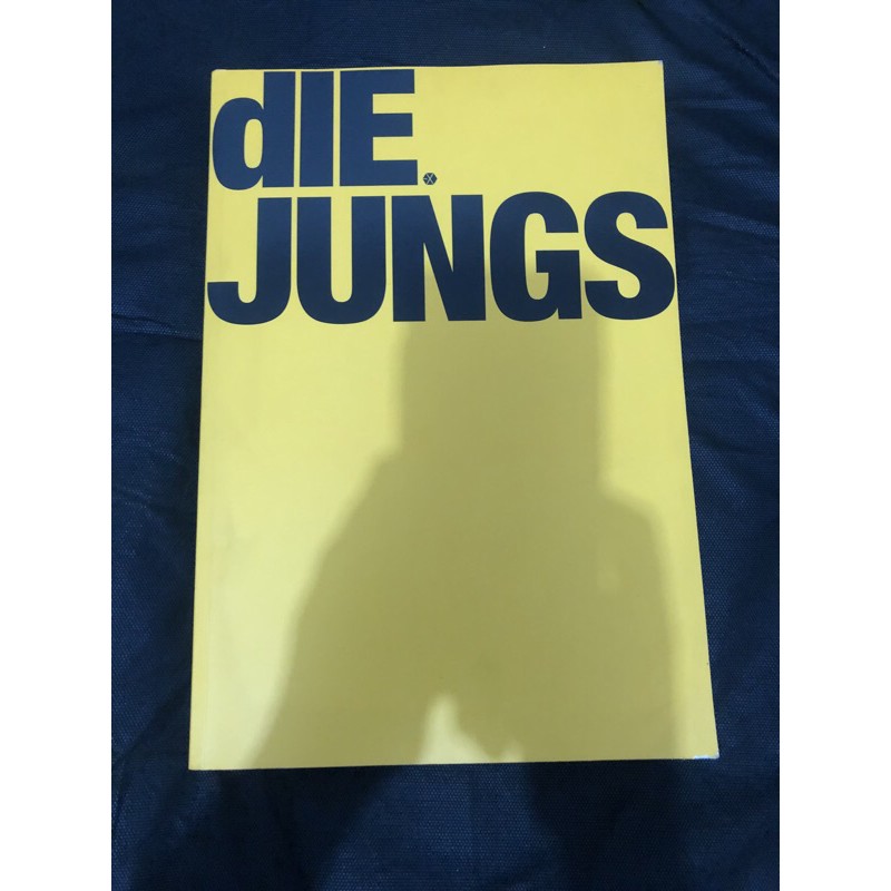EXO PHOTOBOOK DIE JUNGS EXO K VERSION OFFICIAL RARE