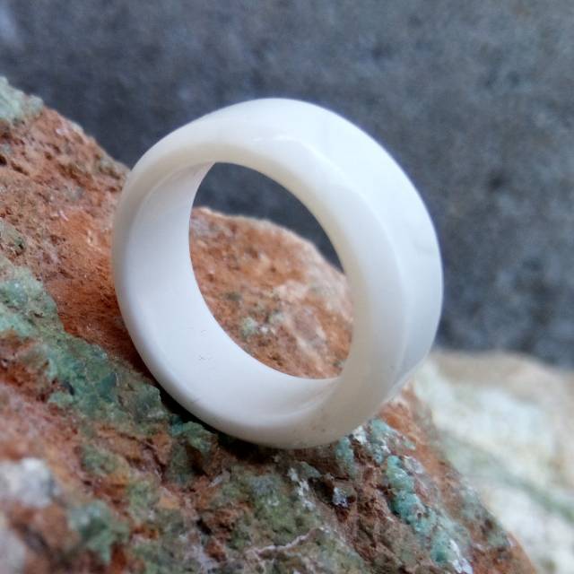 Cincin Giok Salju Aceh Model Minimalis Super