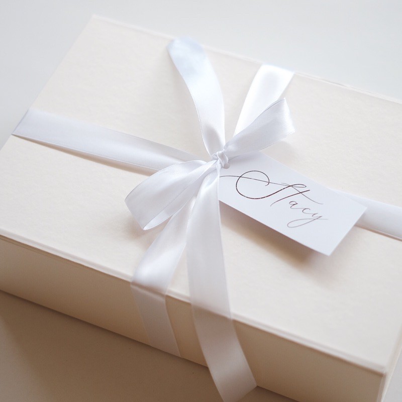 

BRIDESY Hardy Box Bridesmaid | Kado Box