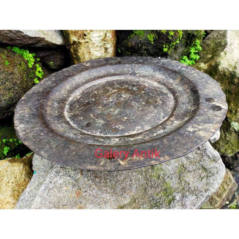 piring perunggu kuno barang temuan