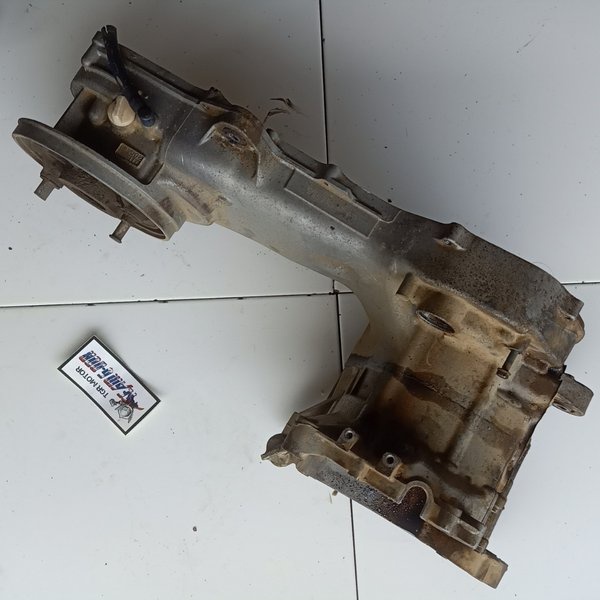 krengkes crankcase kalter kanan kiri original yamaha xeon karbu 44d bekas