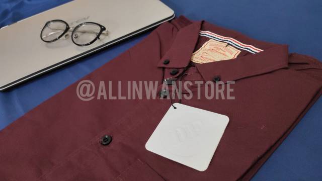 KEMEJA POLOS DE FARIZ MERAH ORIGINAL 100% (KEMEJA CASUAL DAN FORMAL)