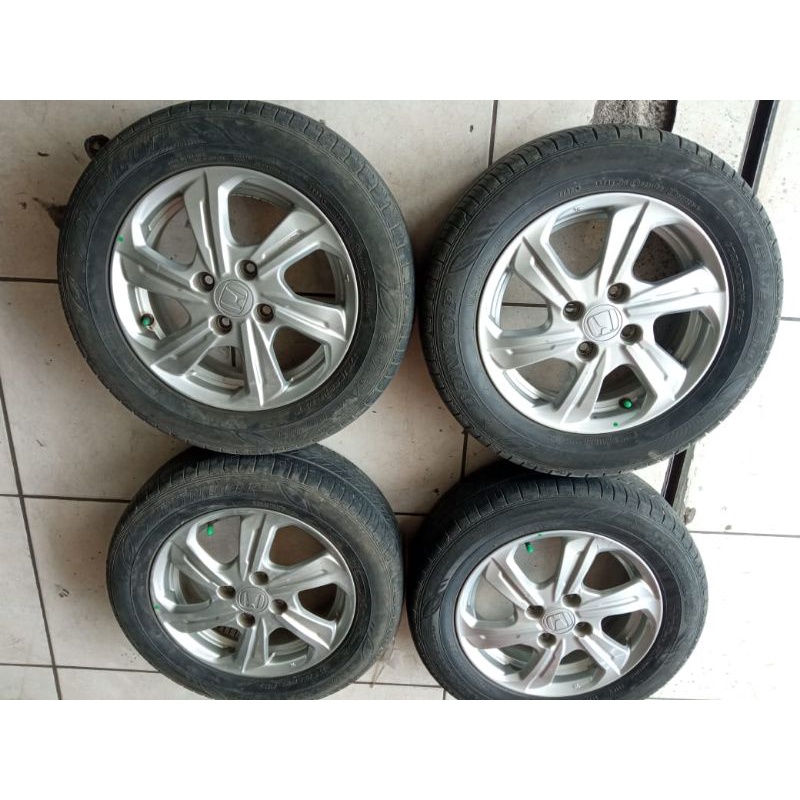 oem brio E ring 14 lebar 5 hole 4x100 + ban dunlop 2pic kondisi 80% 2pic kondisi 55%