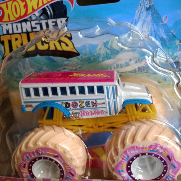 SIAP KIRIM Hotwheels Hot Wheels Monster Trucks Truck Hw Dozen Delivery LIMITED