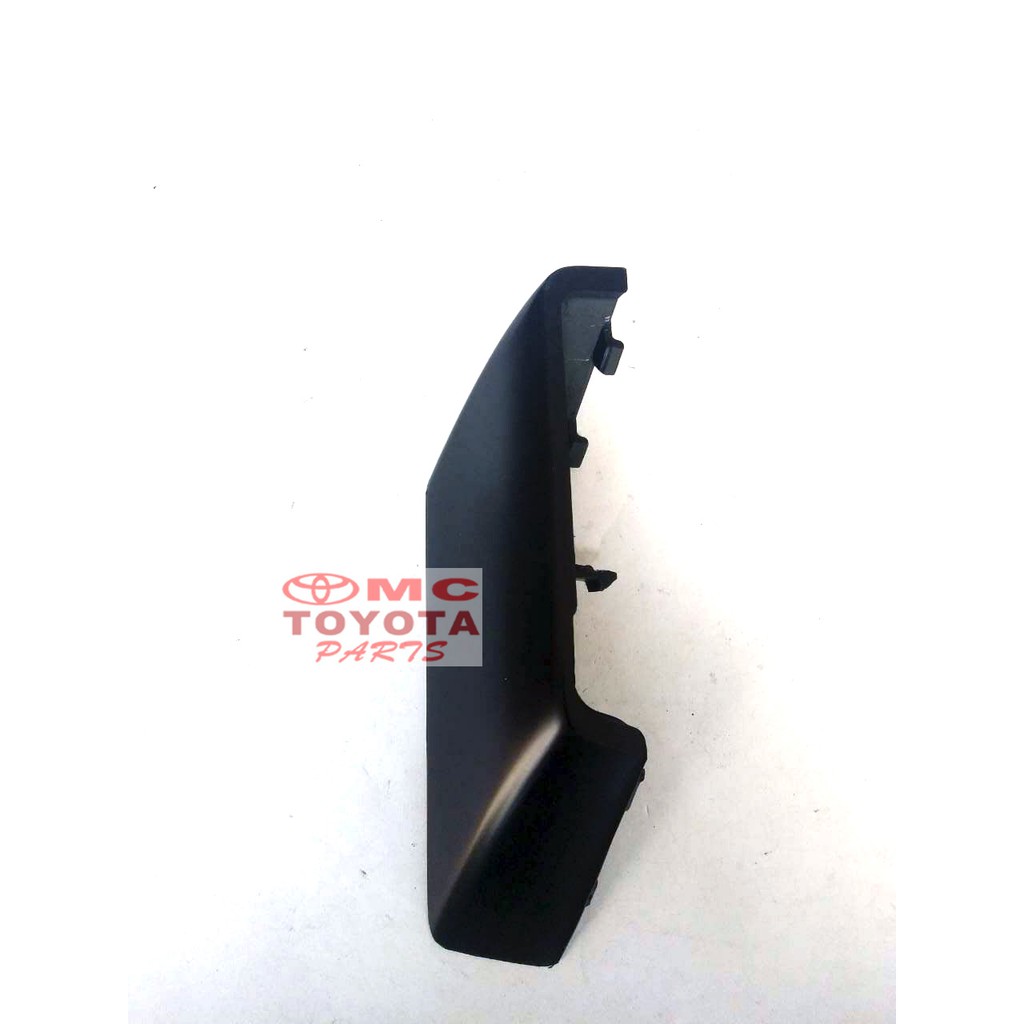 Cover (Tutup Baut) Roof Rack Belakang Kiri Tengah Fortuner 63496-0K010