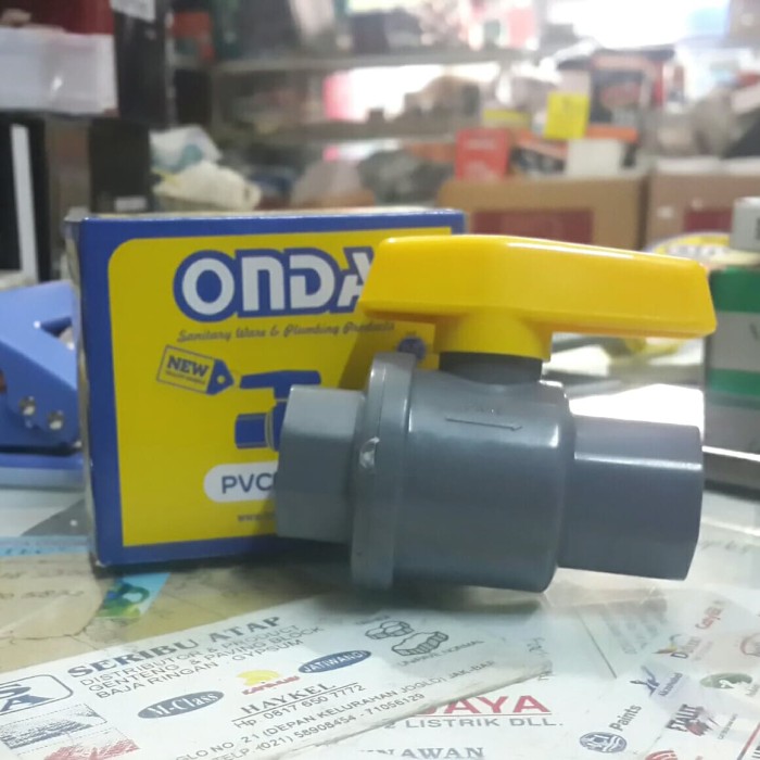 Stop Kran PVC Plastik 1 in