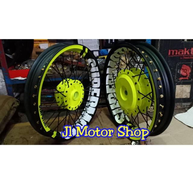 Sepaket Velg Supermoto Beat Scoopy Vario 110 125 150 Mio Xeon M3 X ride Soul GT Mio J Semua Motor