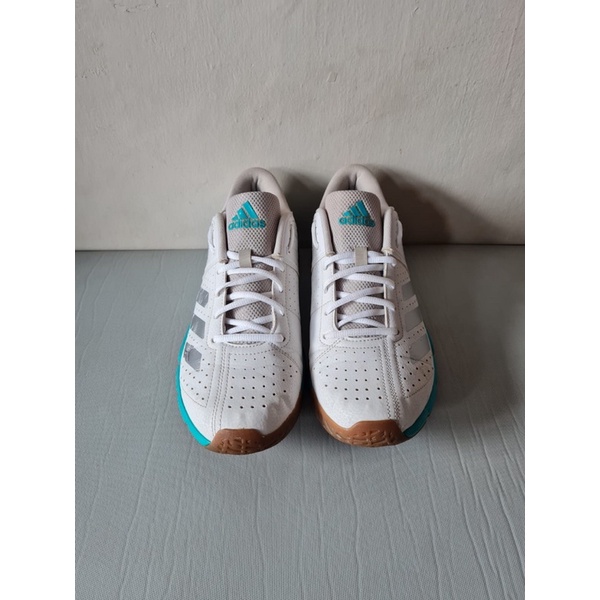 Preloved adidas badminton shoes