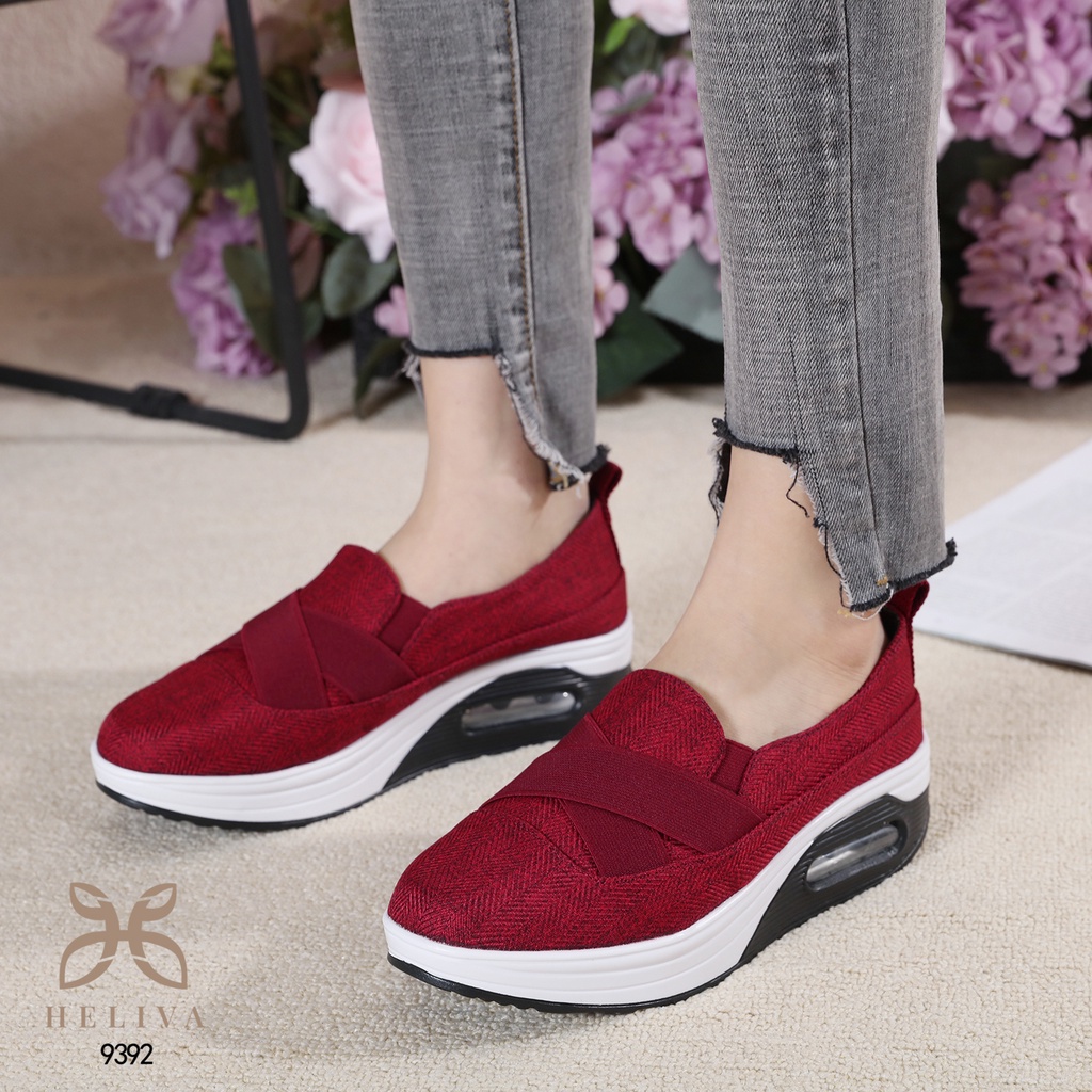 HELIVA LONDON Slip On Shoes Wedges Sol 4,5cm Bahan Canvas Rajut 9392 Original Brand Airmax Wedges