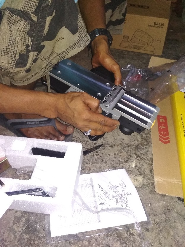 Doliz Ba126 Planer 82mm 450w / Mesin Ketam/ Pasrah/ Serut Kayu Ba 126