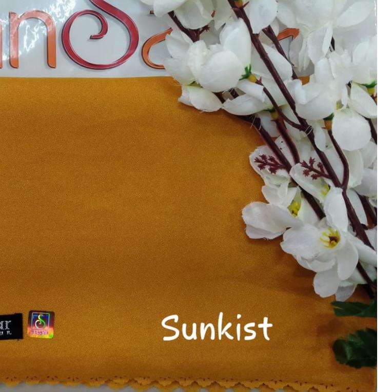 ☚ kerudung hijab / jilbab segi empat SHINAR GLAMOUR glitter glowing lasser cut ansania dan azara ori