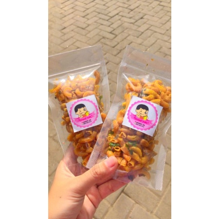 

Makaroni cikruh daun jeruk