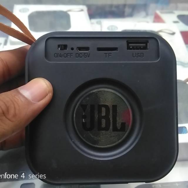 JBL SPIKER BLUETOOTH