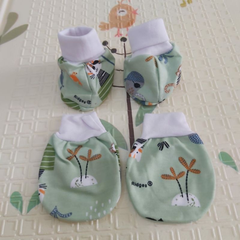 Sarung tangan dan kaki Bayi (NEW BORN)