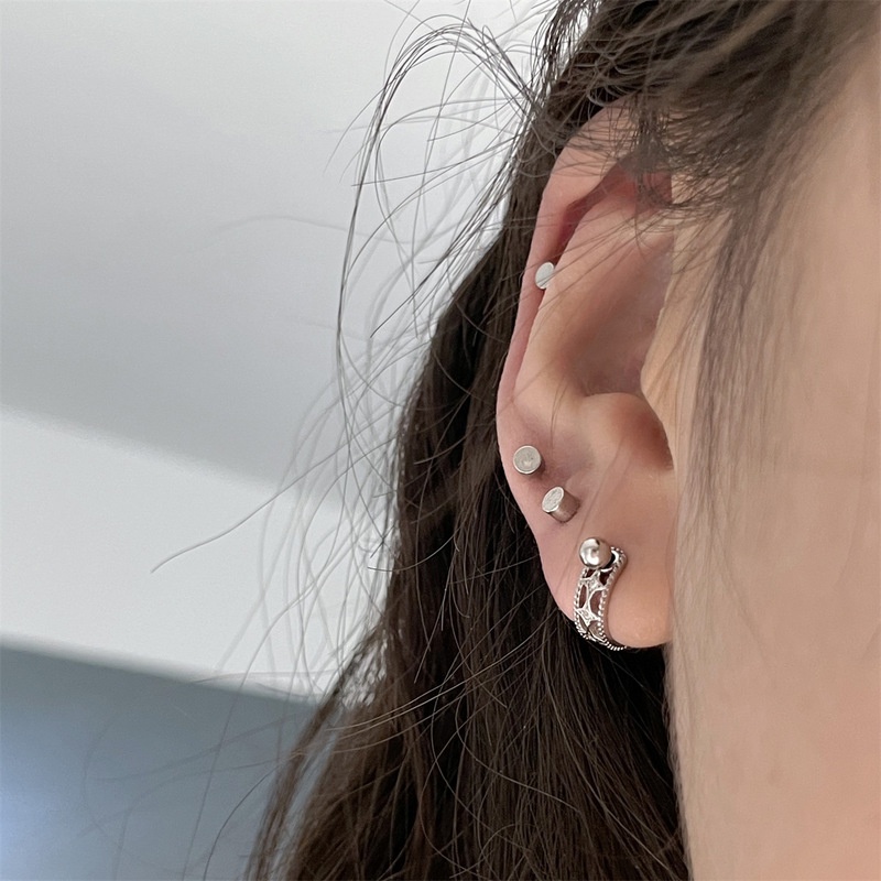 We Flower Anting Tusuk Bentuk Bunga Bahan Stainless Steel 316L Untuk Wanita