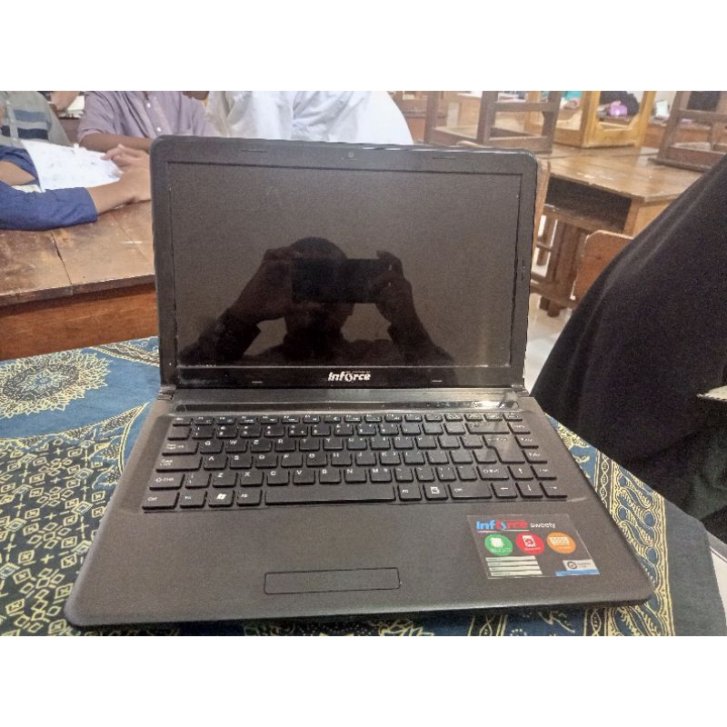 Laptop core i3