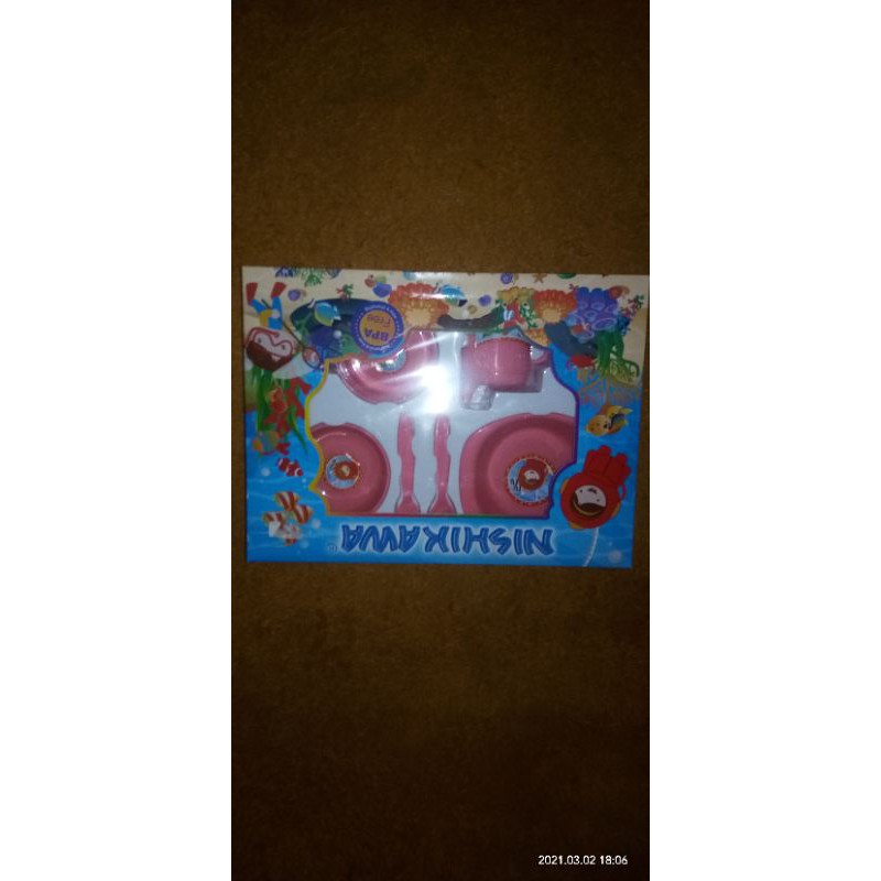 Nishikawa Tempat Makan Bayi Set