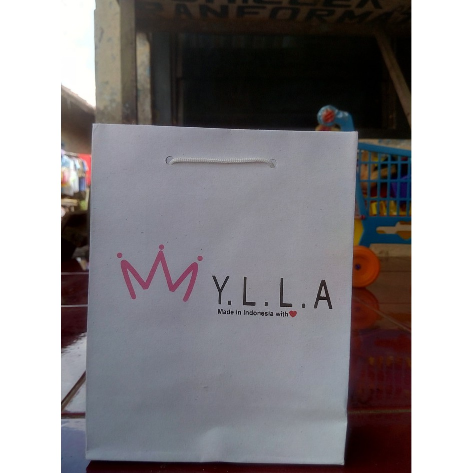 

tas kertas paperbag sablon 3 warna ukuran 22x27x6