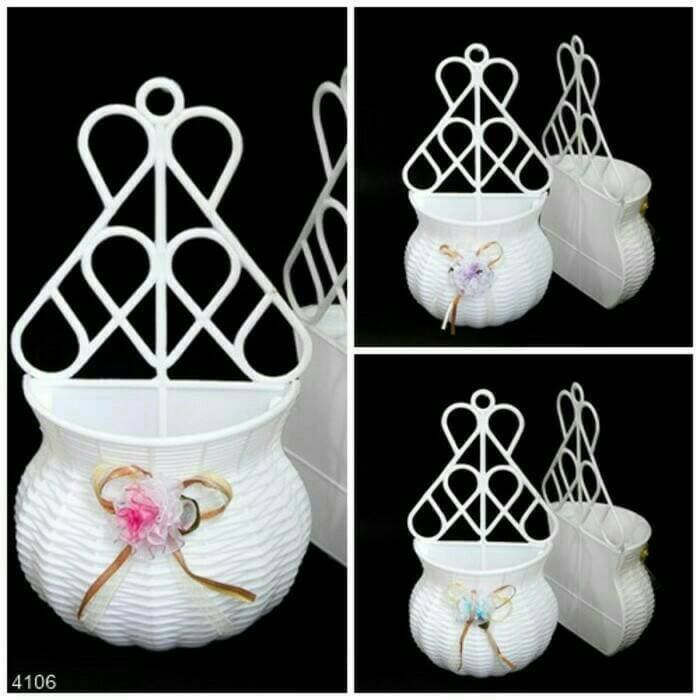 hiasan rumah/hiasan teras/hiasan dinding/bunga hias/vas putih/pot unik