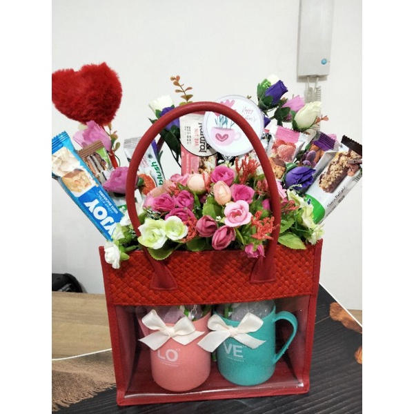 

Hampers/Kado/Gift Valentine Healthy snacks