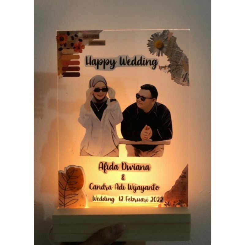 

TANPA PO) Custom Acrylic foto kado wisuda kado ulang tahun kado pernikahan kado