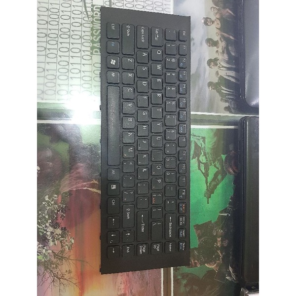 Keyboard Asli Sony Vaio PCG-61213W