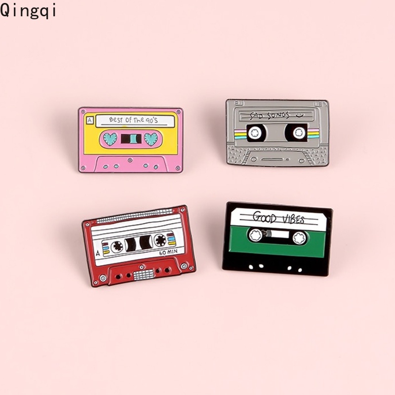 Bros Pin Enamel Bentuk Gramophone Gaya Retro Untuk Hadiah