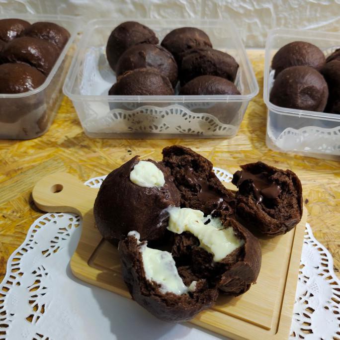 

New Produk Bomboloni Keto Dark Choco - Cream Cheese