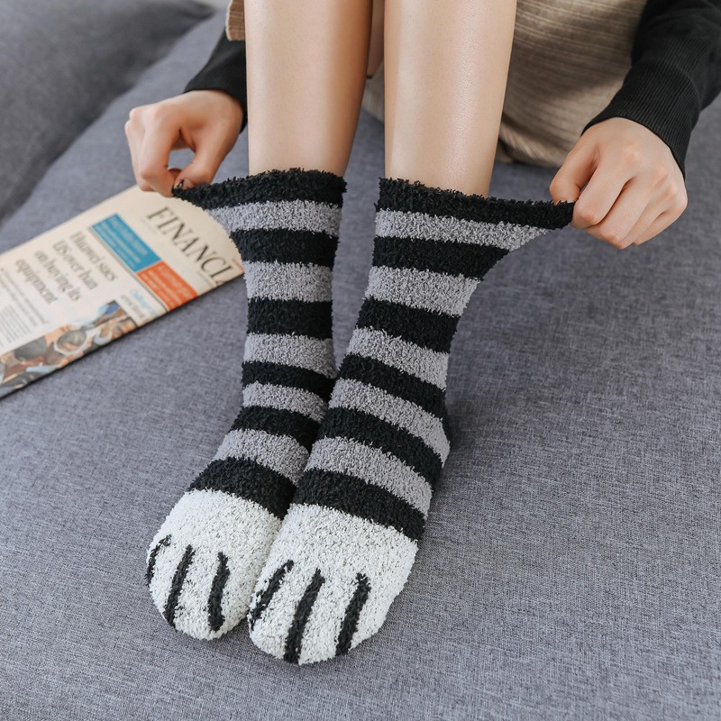 Kaos Kaki Winter Casual Tebal Hangat Motif Cakar Kucing Untuk Musim Dingin