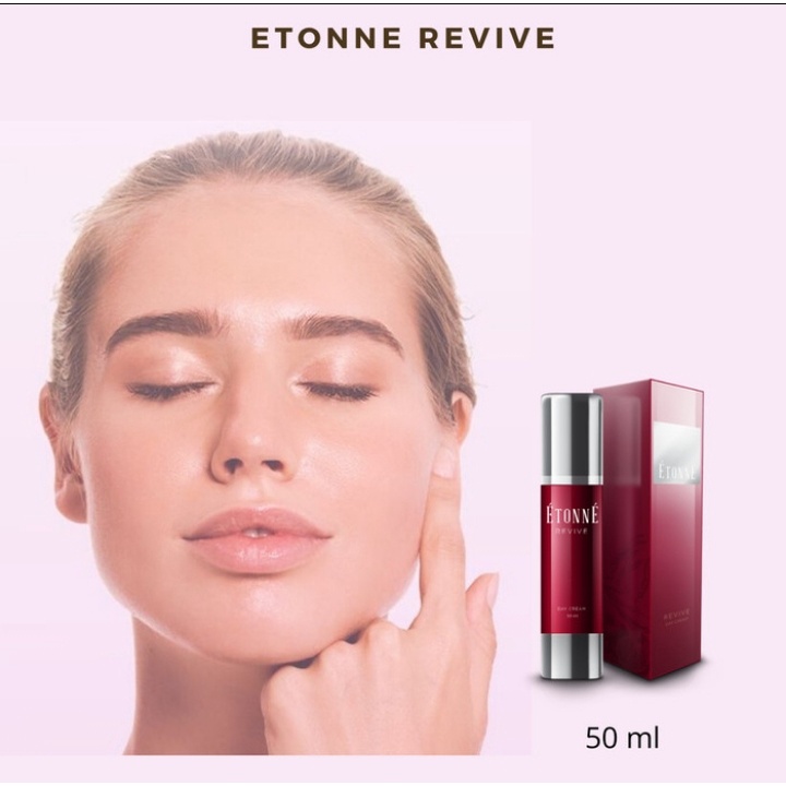 ETONNE REVIVE DAY CREAM 50ML VITAMIN UNTUK KULIT BERSIH LEMBAP DAN CERAH SERTA UNTUK PENUAAN DINI