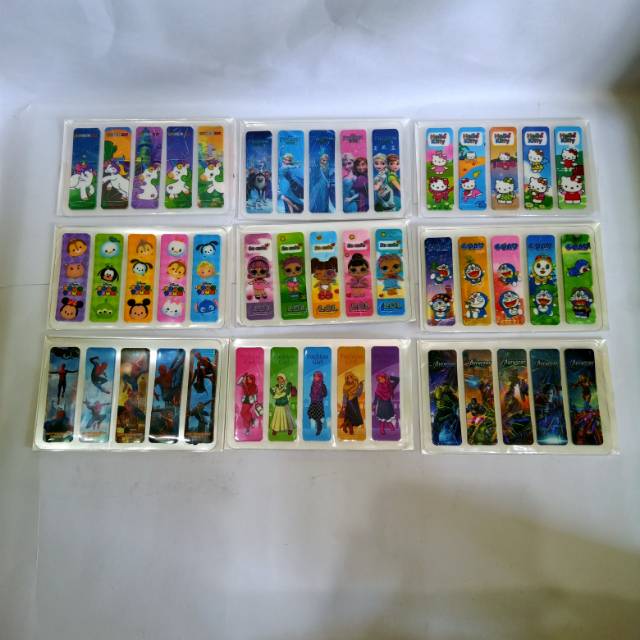 

Sticky notes / index marker / pembatas buku plastik hologram karakter animasi