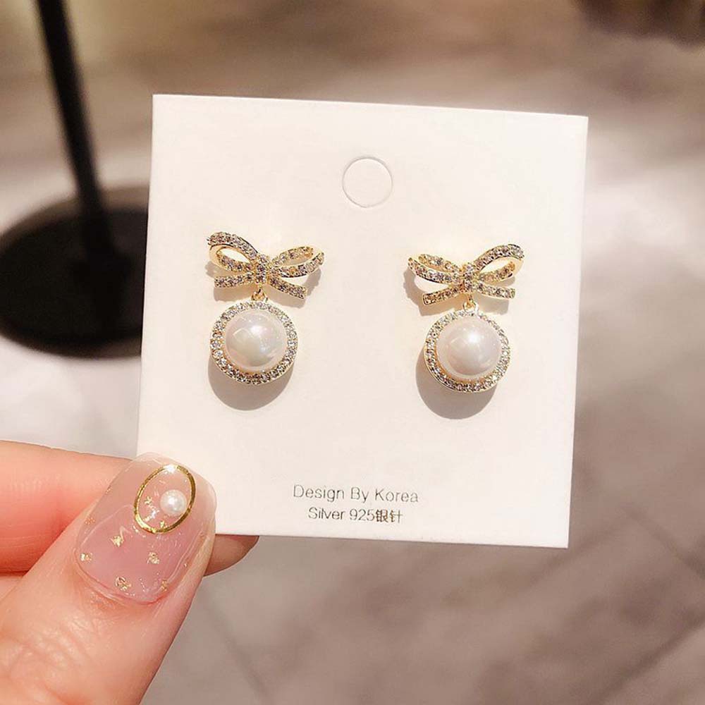 Anting Tusuk Desain Beruang / Kelinci / Pita Hias Mutiara + Berlian Gaya Elegan Untuk Wanita