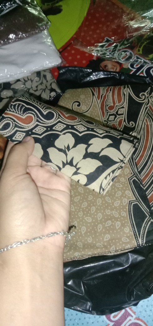 Maura Couple - Sania Ruffle Batik Couple Ori Ndoro Jowi Dnt Garansi Termurah Shopee -viviana