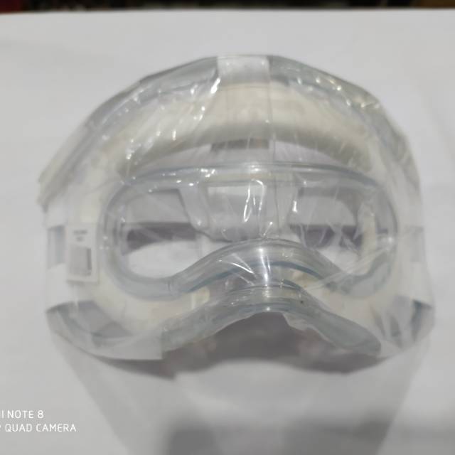 Face mask pelindung wajah karate