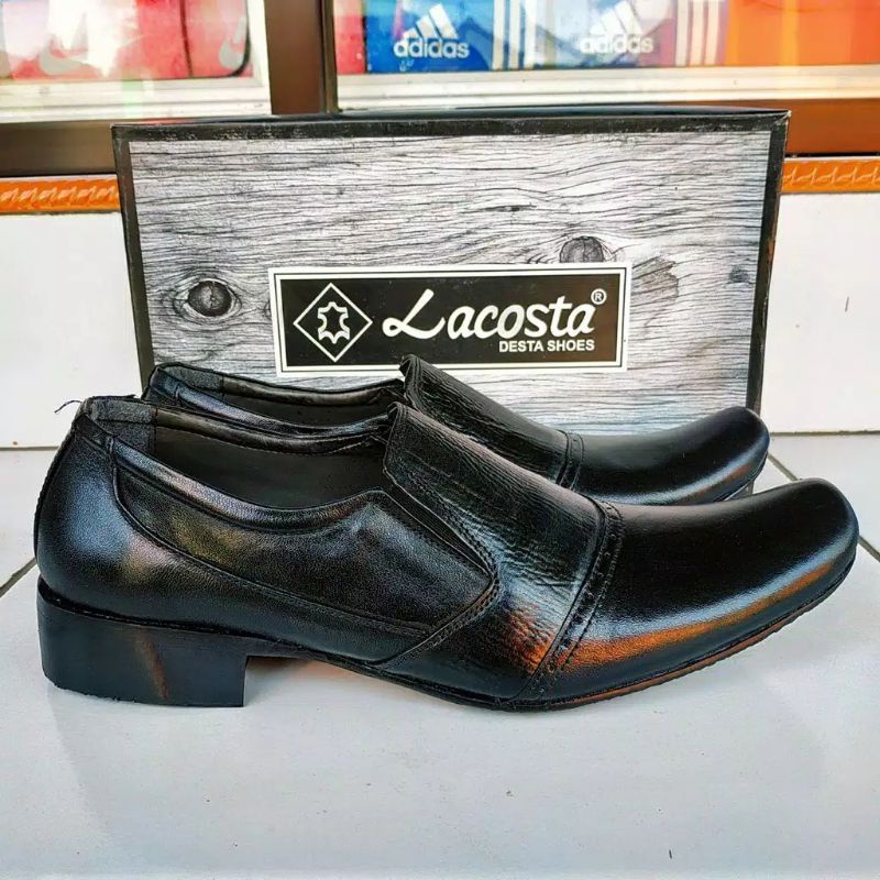 Sepatu Pantofel Formal Kerja Harian Kulit Sapi Asli Lacosta