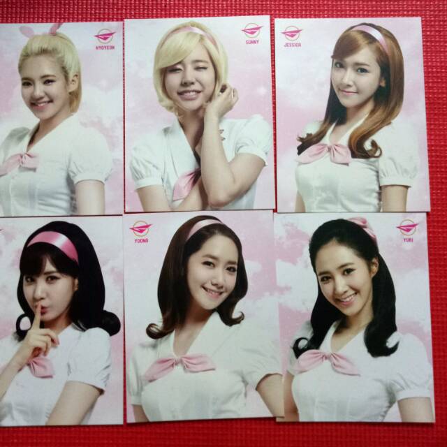 SNSD - GIRLS AND PEACE WORLD TOUR 2013 OFFICIAL POSTCARD