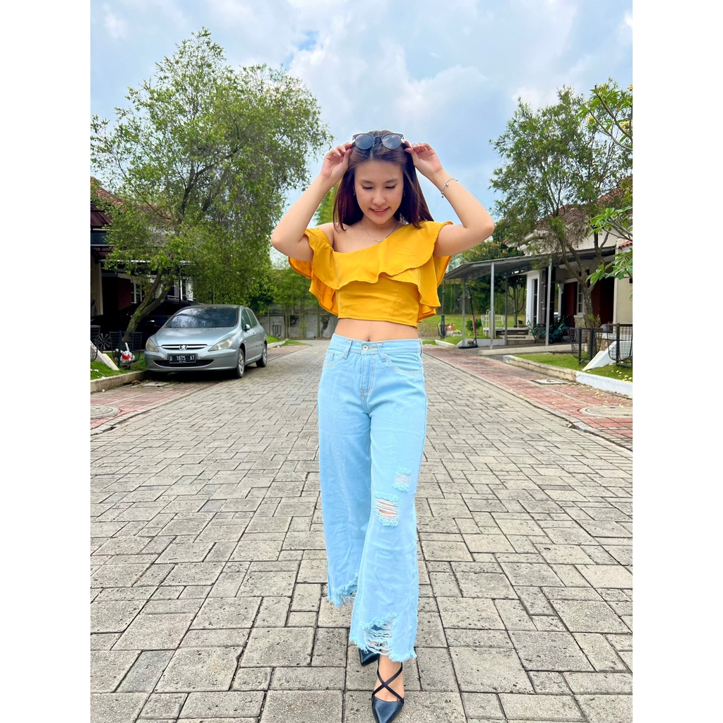Highwaist Kulot Jeans Sobek Rawis Clara Light Blue -Kulot Ripped Clara Jeans Light Blue - Sobek Rawi