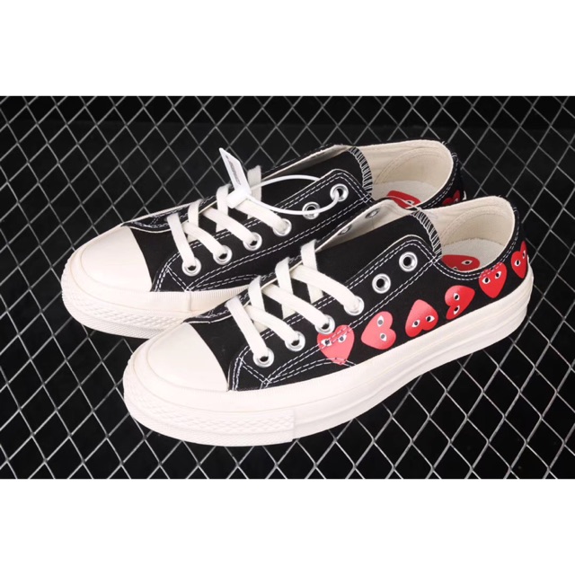 chuck taylor multi heart