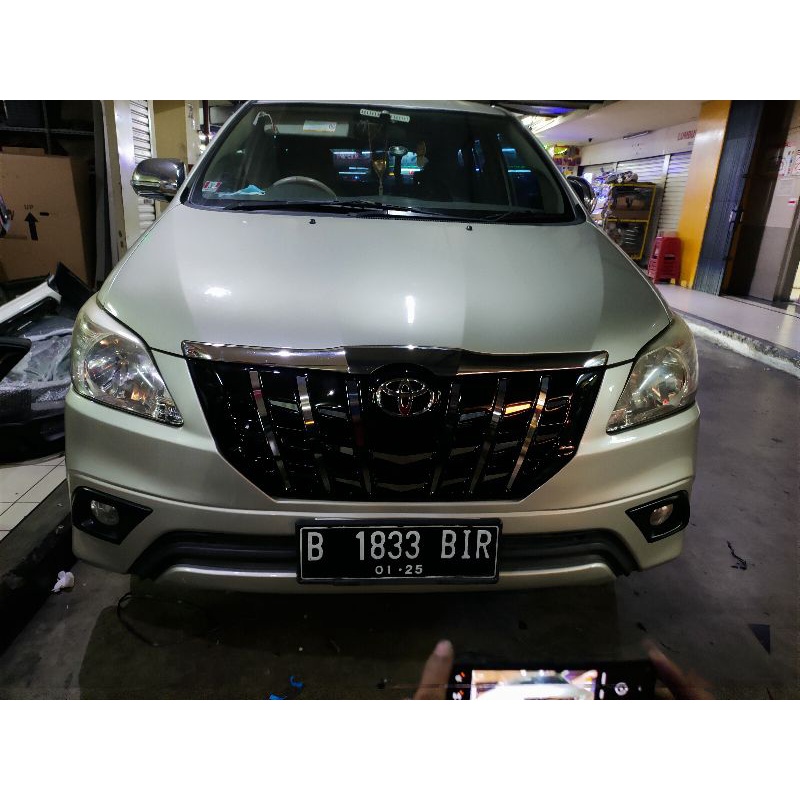 GRIL KIJANG INNOVA ALPHARD 2014-2015
