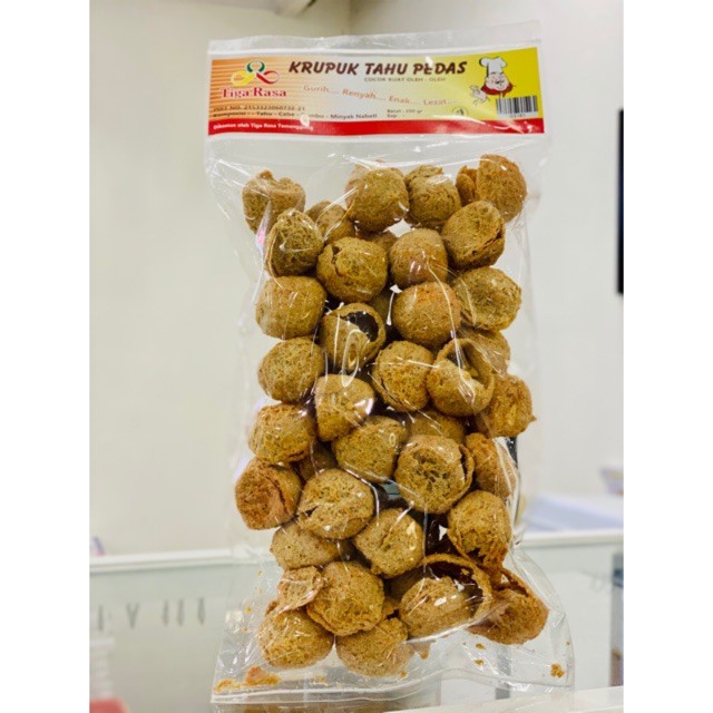 

Krupuk Tahu Mini "Tiga Rasa" (Pedas)