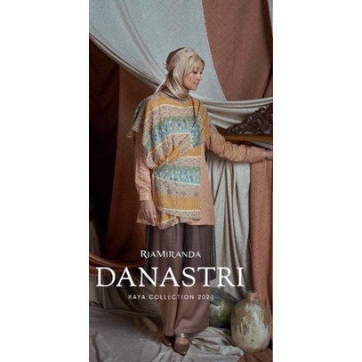 jenar Top ria miranda