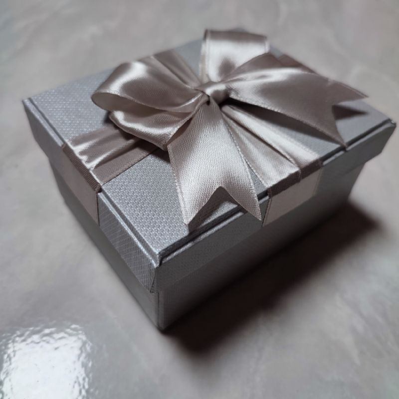 HARDBIX KOTAK KADO HADIAH SPESIAL BISA REQUES UKURAN