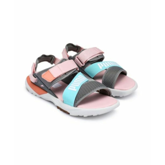 Sepatu sandal Puma