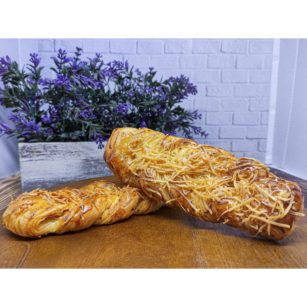 

Cheese Twist Danish (Normal Size)