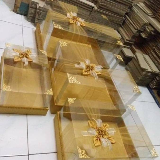 

AKSESORIS PERNIKAHAN KOTAK HANTARAN SESERAHAN FULL MIKA ISI 4 PERLENGKAPAN PESTA CRAFT