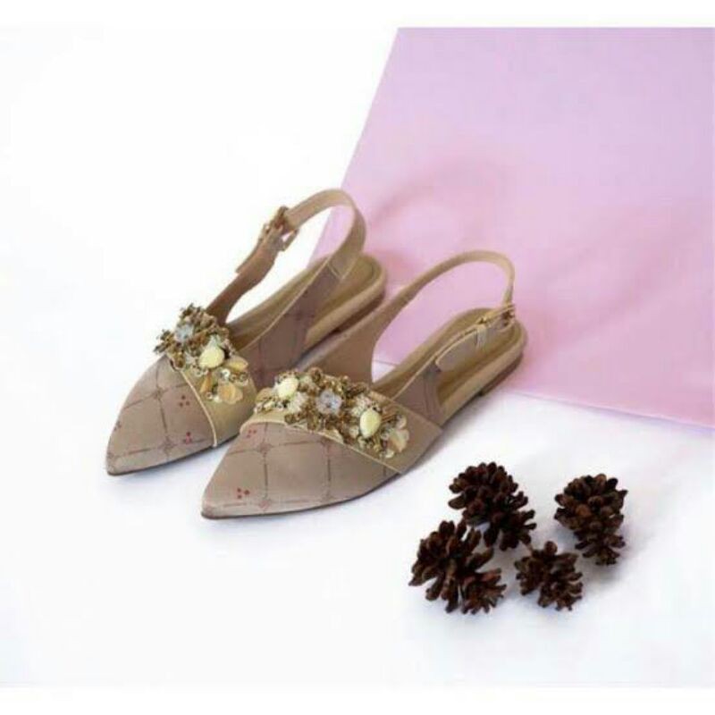 Ria Miranda X PVRA Sandal [NEW]