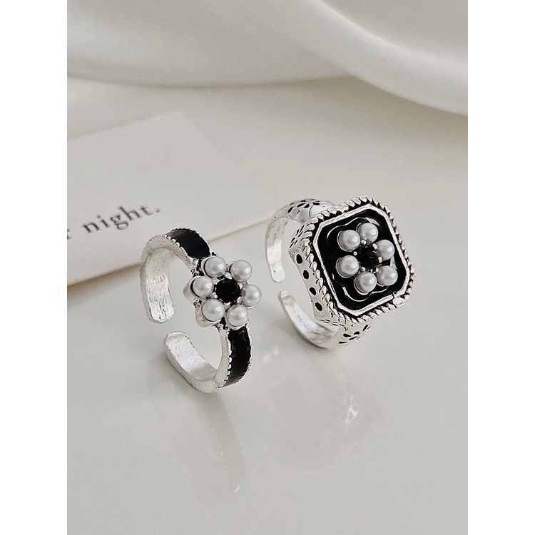 2pcs / Set Cincin Model Terbuka Adjustable Desain Bunga Hias Mutiara Gaya Retro Untuk Wanita