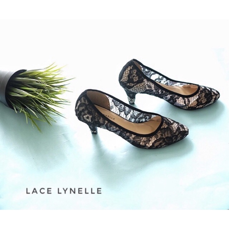Lace Lynelle Shoes