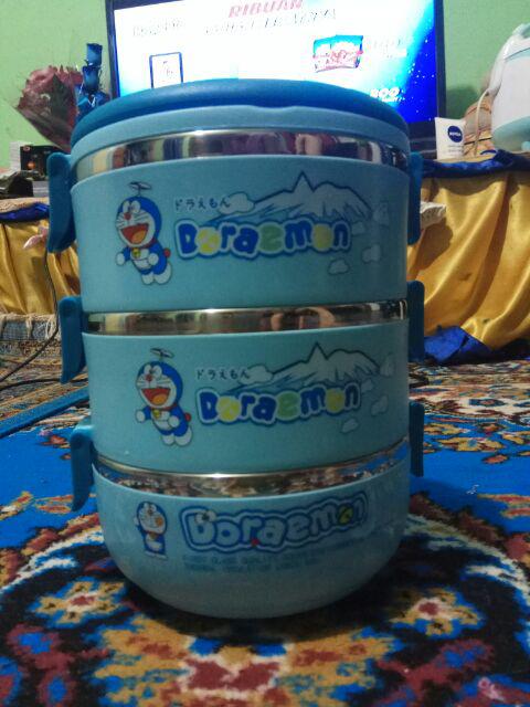 Rantang / Lunch Box Doraemon/ Hello Kitty 3 Susun